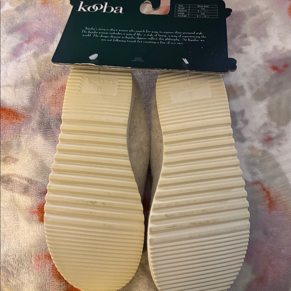 Kooba Shamrock Slippers - Green & Cream - Picture 6 of 8